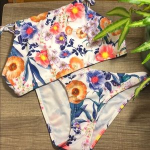 High neck bikini